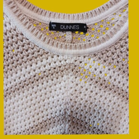 Dunnes Sleeveless & Vest Crochet Sweater Tank Top beige/White Small - Picture 10 of 10